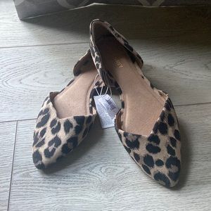 Cheetah Print flats. Size 7
